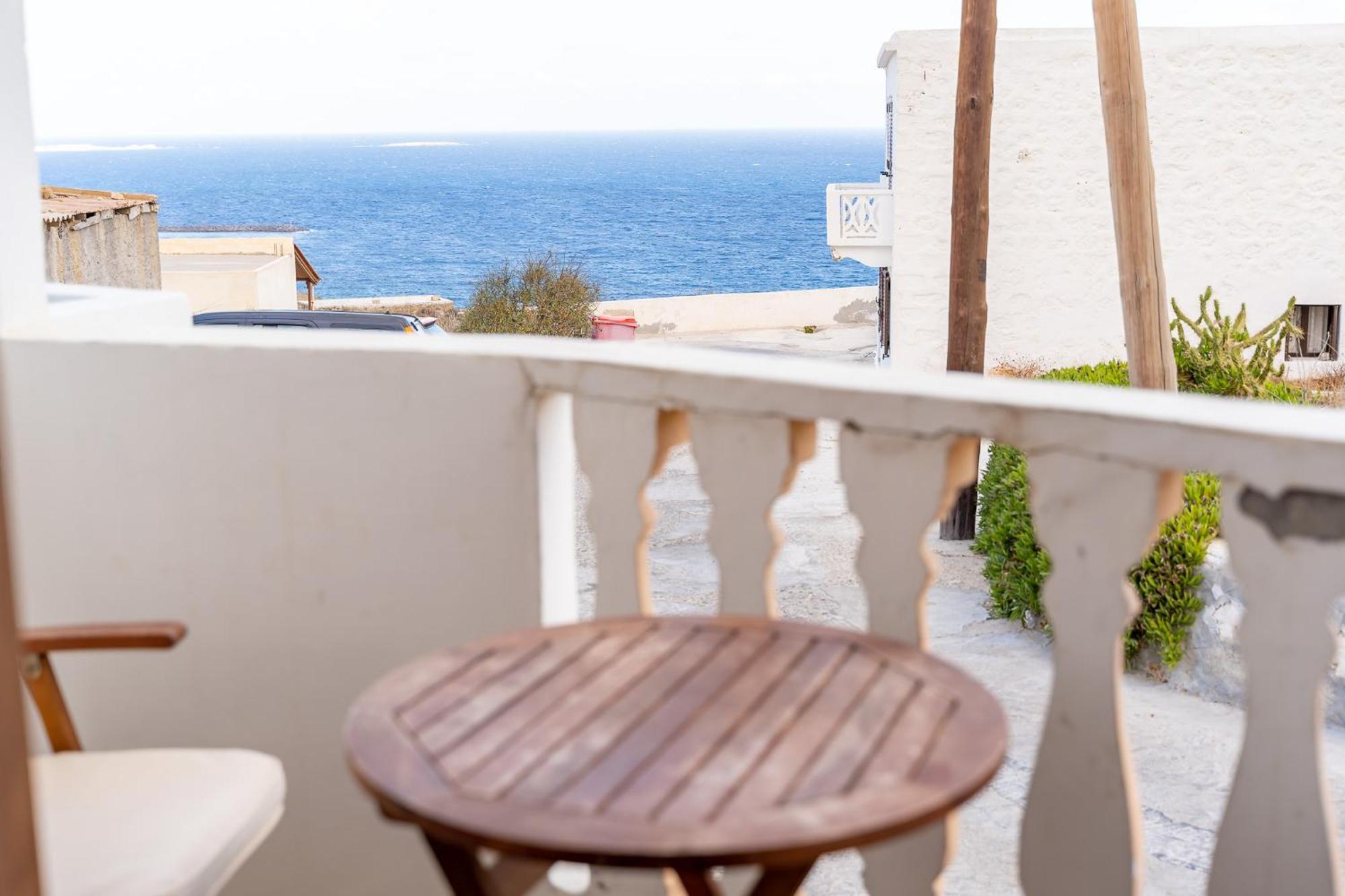 Theoxenia Kasos Luxury Apartments Panagia  Ngoại thất bức ảnh